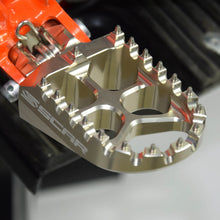 Load image into Gallery viewer, SCAR Evo Footpegs (Fit MiniRacer TTR110 Footpeg Mount) - CRF250/450